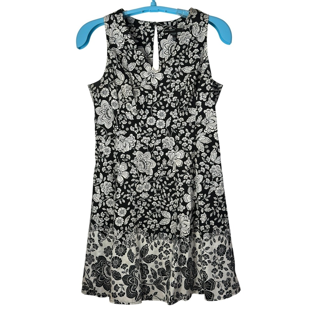 Maggy London Black White Floral Sleeveless Aline Fit Flare Lined Party Dress  14
